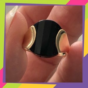 ⭐️14K onyx gold ring⭐️